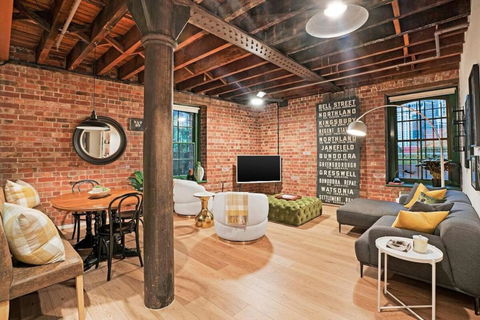Retro Meets Industrial At Heritage Bond Store - Kalgoorlie Accommodation 0