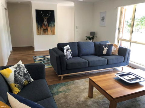 Right In Bright - Kalgoorlie Accommodation 0