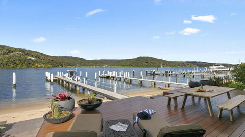 Riptides Booker Bay -Waterfront Apartment, Walk To Shops & Cafes - Kalgoorlie Accommodation 1