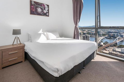 River-View Unit With Rooftop Pool Near Museums - Kalgoorlie Accommodation 3