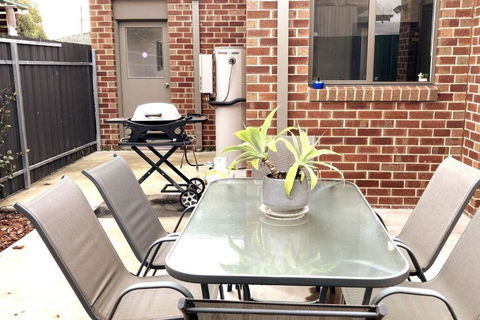 Riverbank - Kalgoorlie Accommodation 3