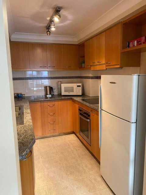 RIVERSIDE CITY VIEW PARKING NETFLIX WIFI WINE FREE - Kalgoorlie Accommodation 2
