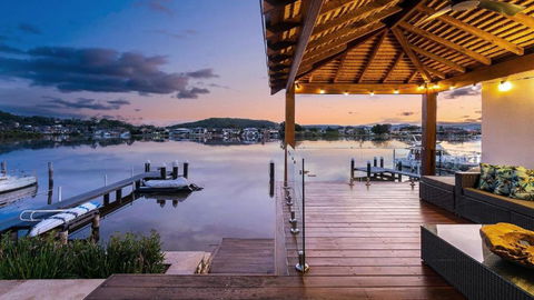 Riverside Retreat - Absolute Waterfront - Kalgoorlie Accommodation 0