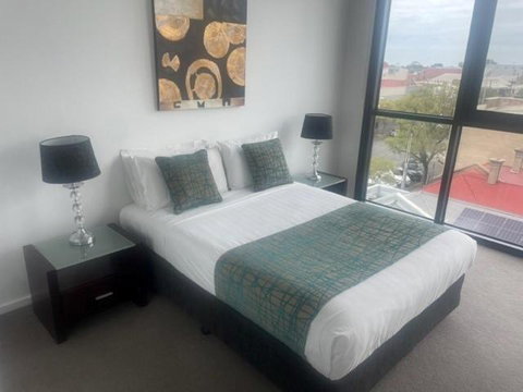 RNR On Franklin - Kalgoorlie Accommodation 1