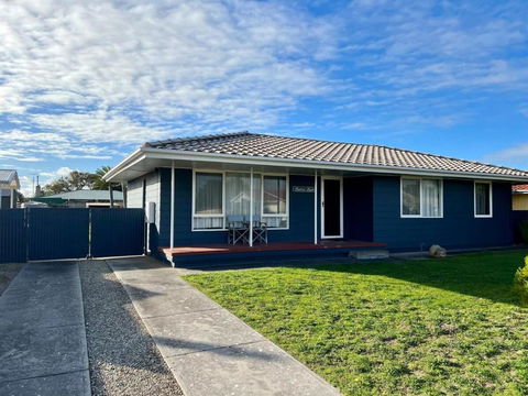 Robey - Robe - Kalgoorlie Accommodation 2