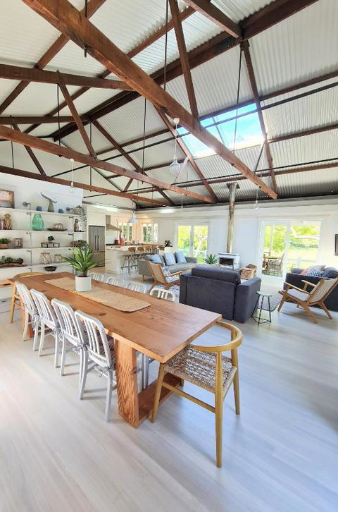 Rock Davis Luxury Beachouse - 100mtrs To Beach - Kalgoorlie Accommodation 0