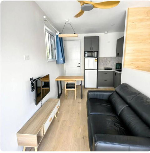 Roger Home - Kalgoorlie Accommodation 2