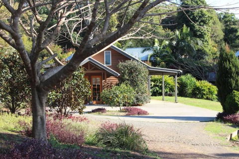 Romantic Lakeview Cottage - Kalgoorlie Accommodation 0