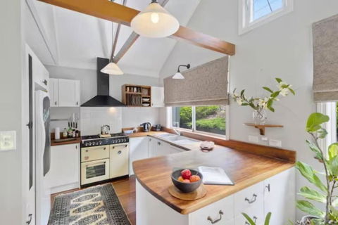 Romantic Lakeview Cottage - Kalgoorlie Accommodation 2