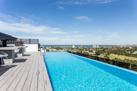 Rooftop Infinity Pool - St Kilda Luxury - Kalgoorlie Accommodation 0