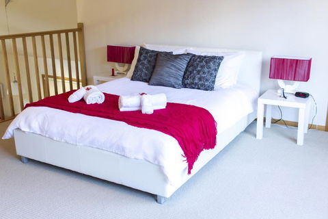 Roosters Rest - Kalgoorlie Accommodation 2