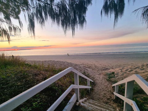 Rosalynda- Luxury Beachfront 3 BR Townhouse - Kalgoorlie Accommodation 0