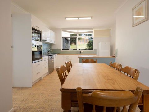 Rosella Perch - Kalgoorlie Accommodation 1