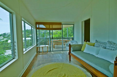 Rosemaree, 24 East Street - Kalgoorlie Accommodation 3