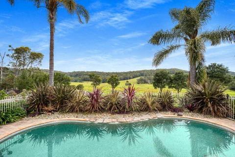 Roxy - A Secluded Luxury Estate Near Berry, Where Serenity Meets Family Comfort - Kalgoorlie Accommodation 0