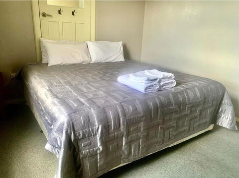 Royal Hotel Capertee - Kalgoorlie Accommodation 1