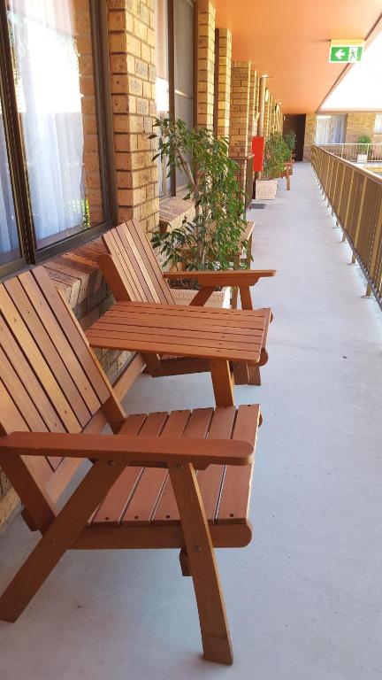 Royal Palms Motor Inn - Kalgoorlie Accommodation 3