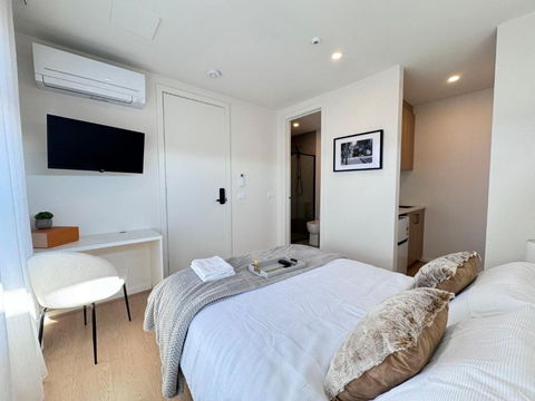 Royalty Living - Kalgoorlie Accommodation 3