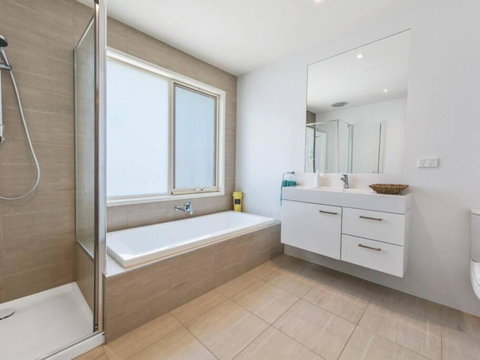 RYE/BLAIRGOWRIE FAMILY ENTERTAINER.. - Kalgoorlie Accommodation 2