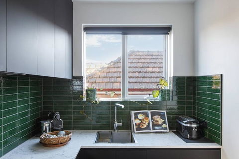 Sage Haven - Laidback St Kilda Beach Living - Kalgoorlie Accommodation 3
