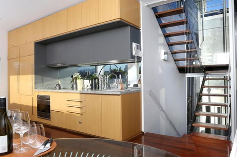 Saint George - The Townhouse - Kalgoorlie Accommodation 3