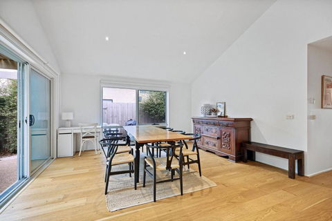 Salt Air Hideaway With Lush Backyard - Kalgoorlie Accommodation 0