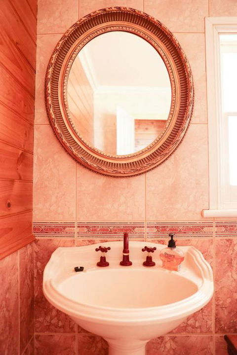 SaltBush Cottage - Kalgoorlie Accommodation 2