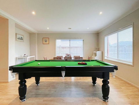 Saltwater Coast House By GoodLive - Kalgoorlie Accommodation 2