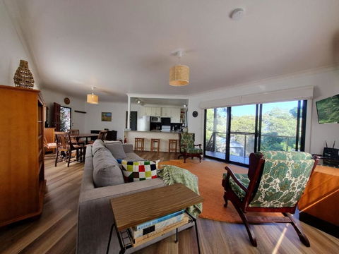 Salty Dog - Kalgoorlie Accommodation 0