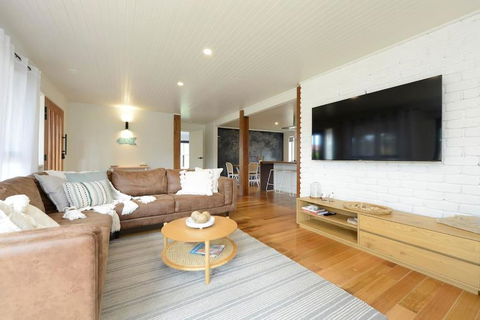 Salty Escape - Kalgoorlie Accommodation 0