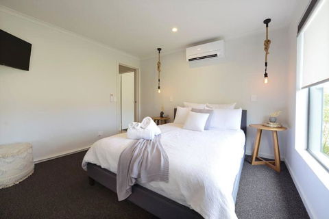 Salty Escape - Kalgoorlie Accommodation 2