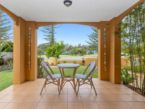 Salty Kisses On Marine Parade - Kalgoorlie Accommodation 0