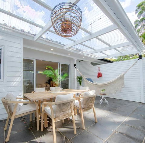 SALTY SNOOZE - Your Coastal Holiday House - Kalgoorlie Accommodation 0