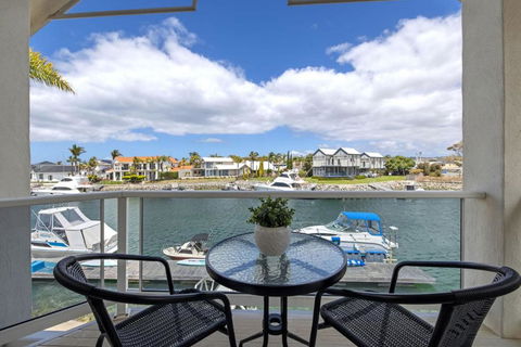 Salty Views - Kalgoorlie Accommodation 3