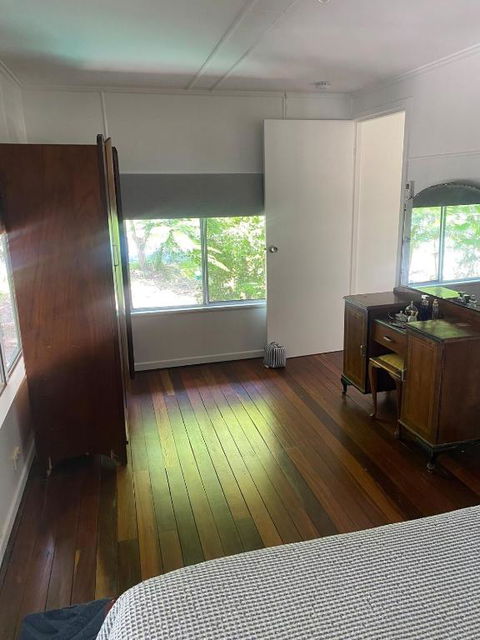 Samantha - Kalgoorlie Accommodation 2