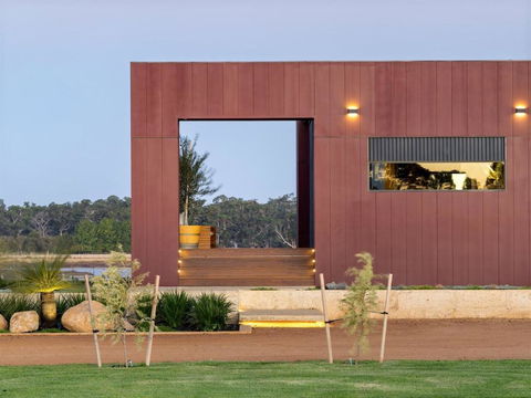 Samphire Chalet Tuart - Kalgoorlie Accommodation 0