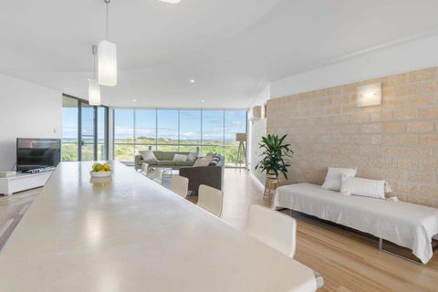 Samphire Middleton-Beach - BYO Linen - Wi-Fi-Luxury-Family - Kalgoorlie Accommodation 3