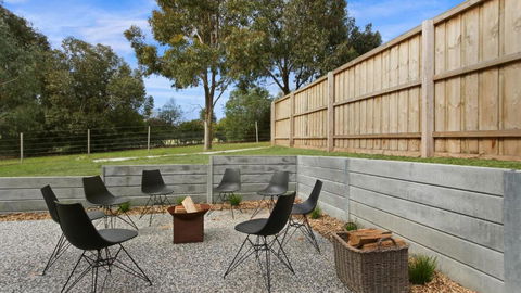 Sams House - Kalgoorlie Accommodation 3