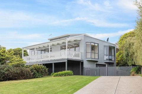 San Remo Panorama By Ready Set Stay - BYO LINEN & TOWELS - Kalgoorlie Accommodation 2