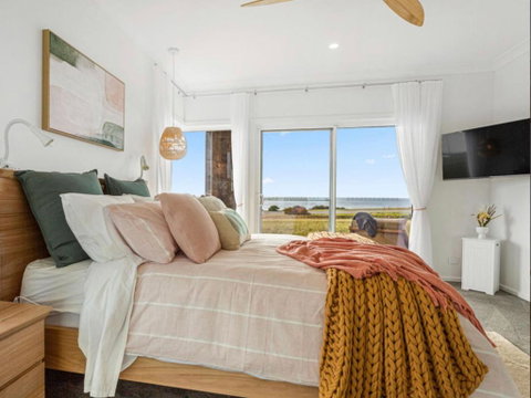 Sanctuary On Point - Kalgoorlie Accommodation 1