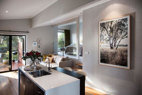 Sanctum - Kalgoorlie Accommodation 2