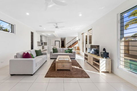 Sand And Sea Beach House - Kalgoorlie Accommodation 1