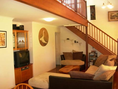 Sand Piper Cottage Rainbow Beach - Kalgoorlie Accommodation 3