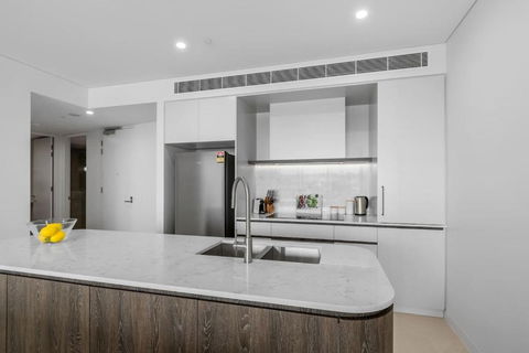 Sailview Escape - A Tranquil Marina Hideaway - Kalgoorlie Accommodation 2