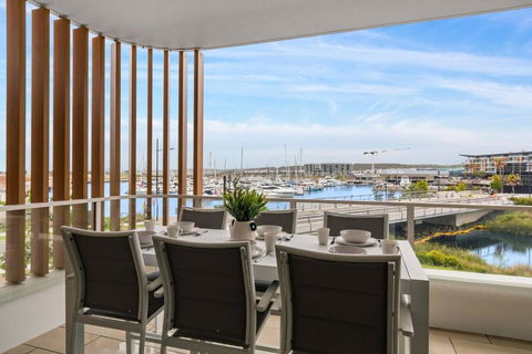 Sailview Escape - A Tranquil Marina Hideaway - Kalgoorlie Accommodation 3