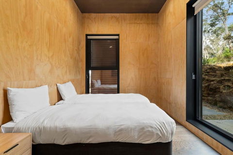Sandbox House Luxury Architectural Retreat - Kalgoorlie Accommodation 3