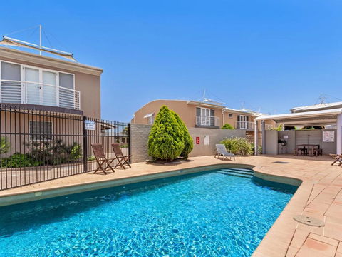 Sandcastles 7 8 Ala Moana Way - Kalgoorlie Accommodation 0