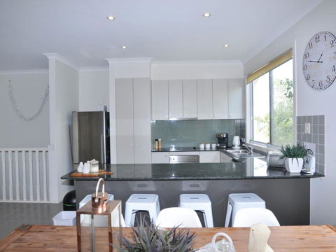Sandpiper 3 - Close To Town And Beach - Kalgoorlie Accommodation 2