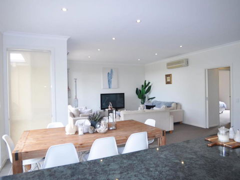 Sandpiper 3 - Close To Town And Beach - Kalgoorlie Accommodation 0