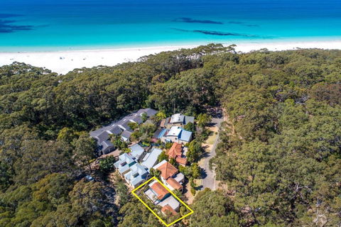 Sandpiper, Hyams Beach - Kalgoorlie Accommodation 1